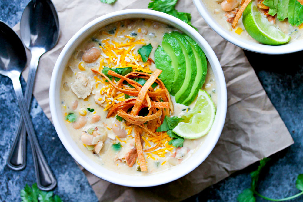 “Delicious White Chicken Chili Recipe: A Comforting Bowl of Flavor”
