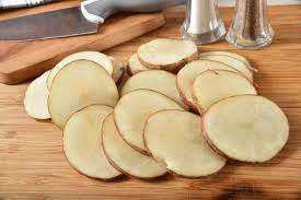 Mastering-Potato-Peeling-with-a-Knife-Step-by-Step-Guide