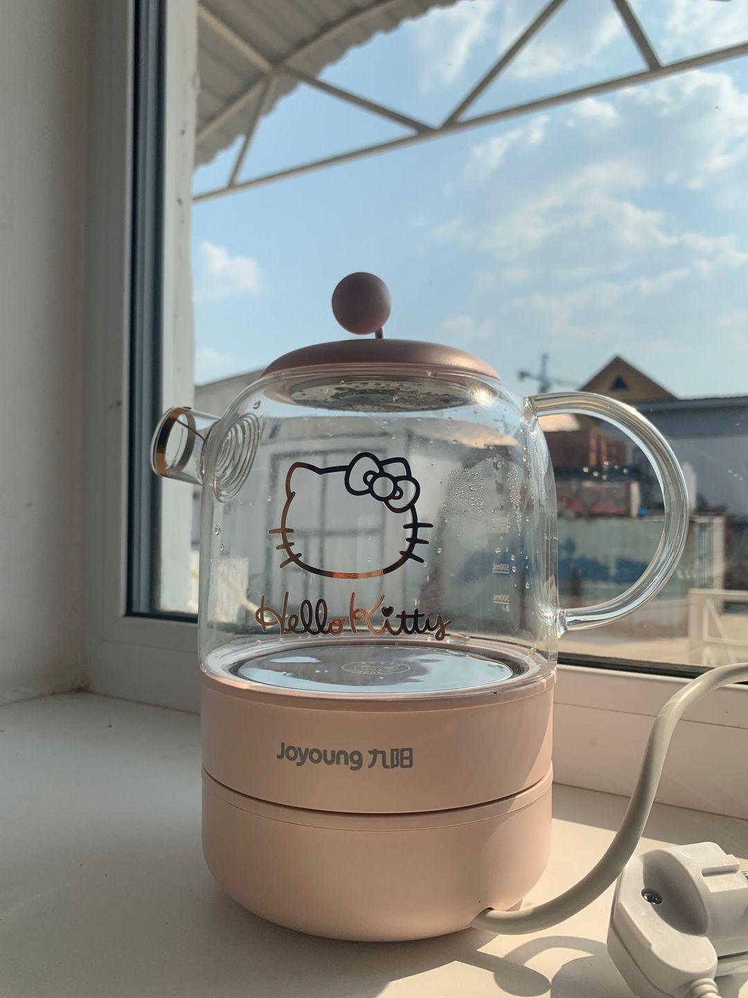 Hello Kitty Electric Kettle