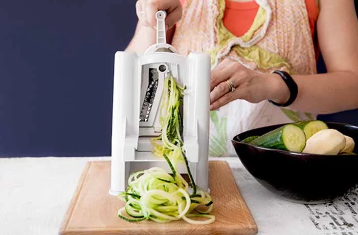 Discover the Ultimate Guide to Choosing and Using a Spiralizer Vegetable Slicer