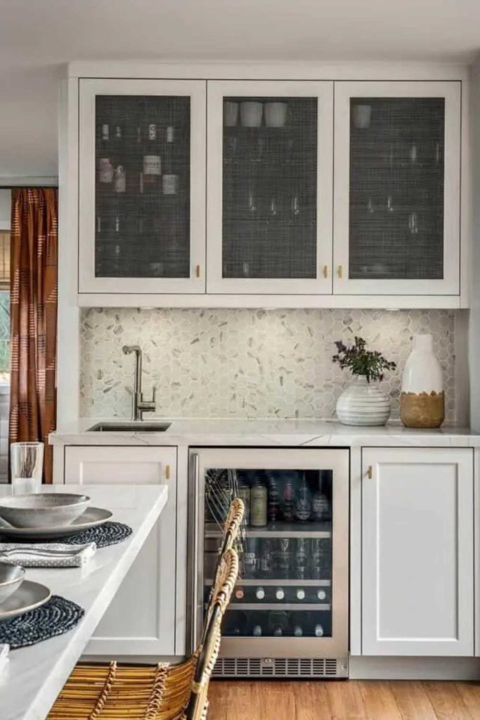 Brighten Up Your Space: Stylish Kitchen Glass Cabinet Ideas for a Modern, Elegant Look